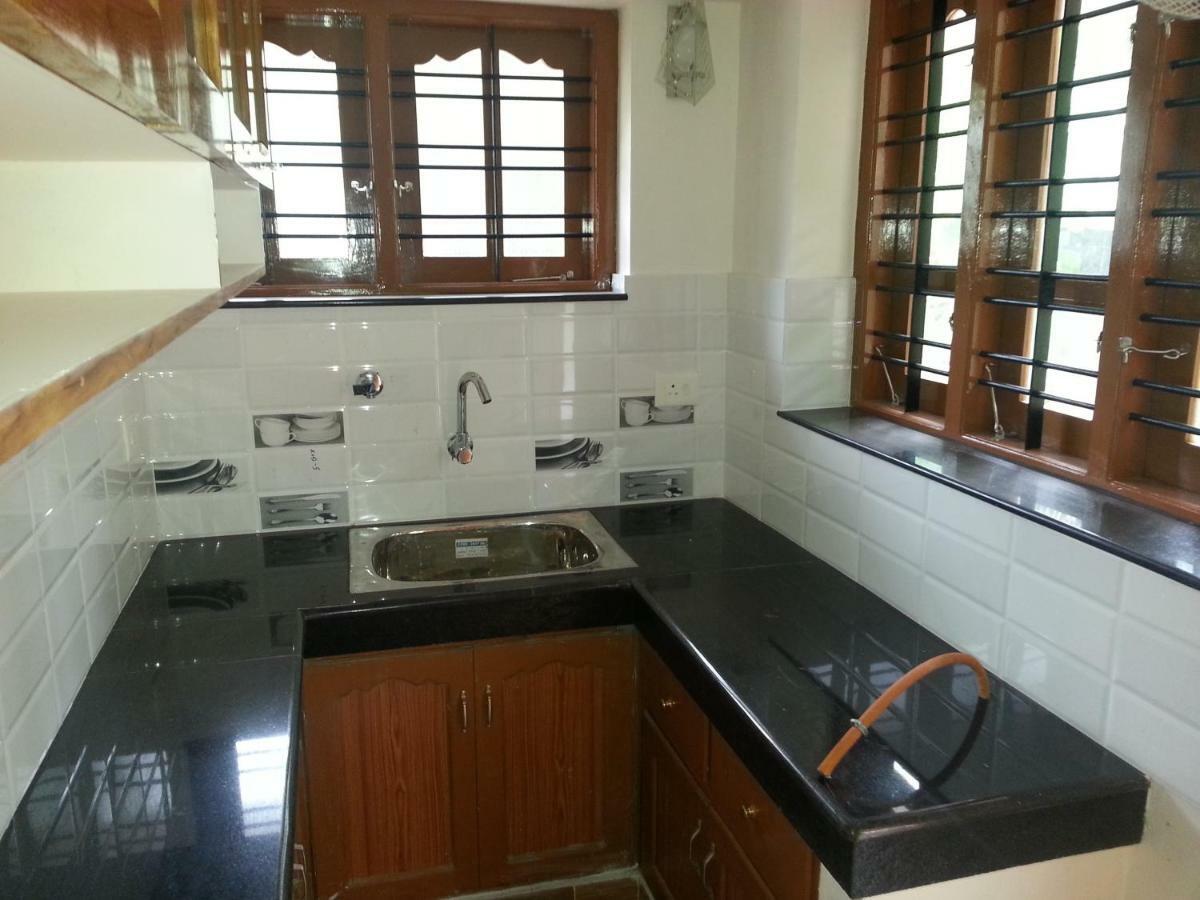 Belhaven Home Stay Thiruvananthapuram ภายนอก รูปภาพ